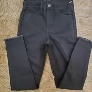 American Eagle Super Hi Rise Jeggings. NWOT Size 4